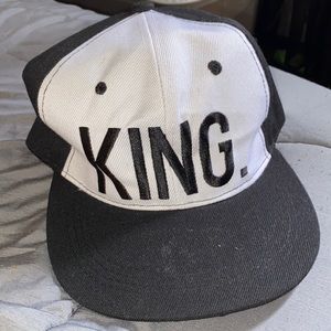 Men and women hat set